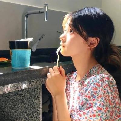 倒扣的王牌